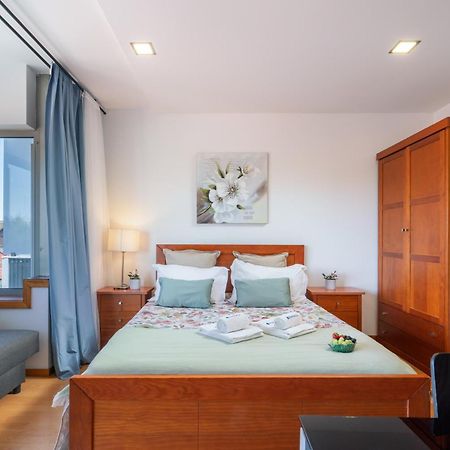 Host Wise - Bright Quiet Flats - Prime Location Apartment Porto Luaran gambar