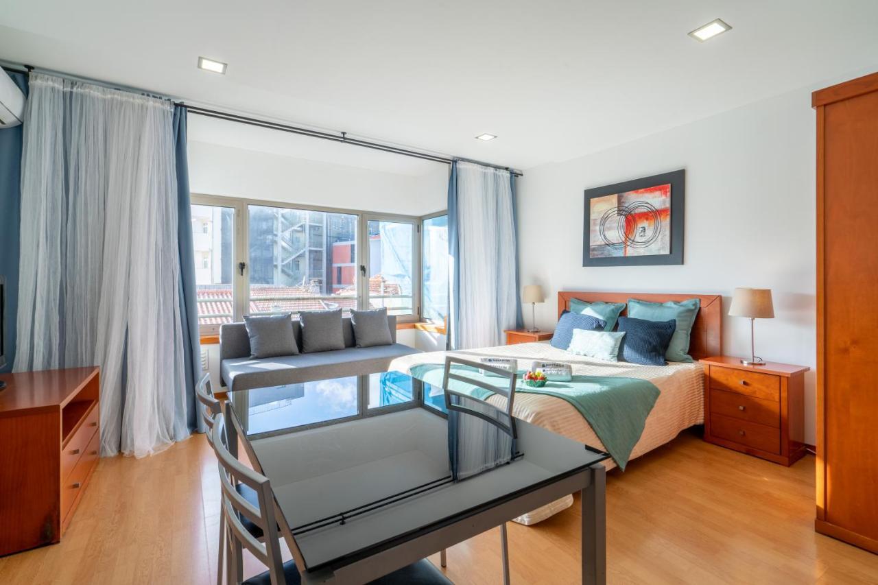 Host Wise - Bright Quiet Flats - Prime Location Apartment Porto Luaran gambar