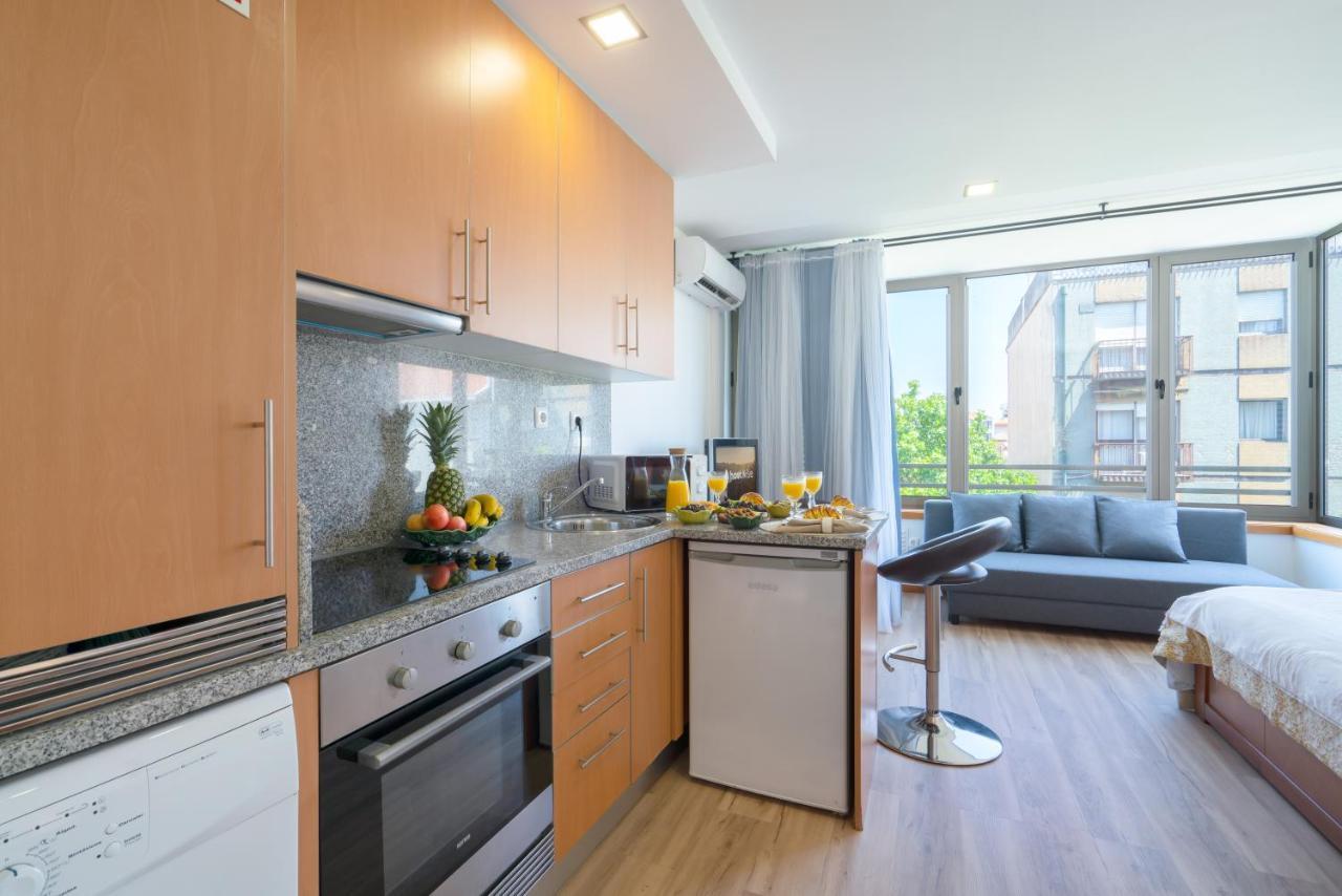 Host Wise - Bright Quiet Flats - Prime Location Apartment Porto Luaran gambar