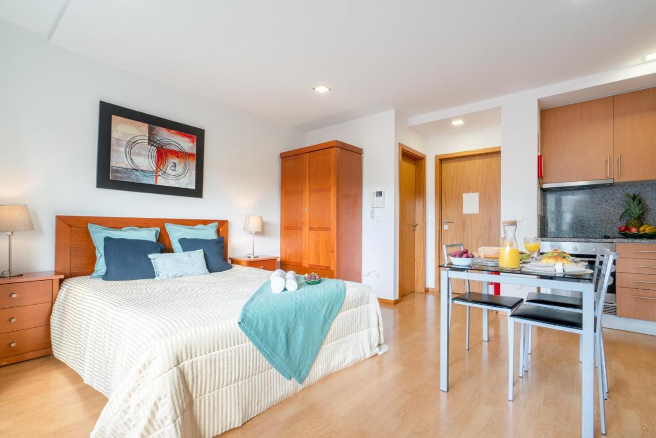 Host Wise - Bright Quiet Flats - Prime Location Apartment Porto Luaran gambar