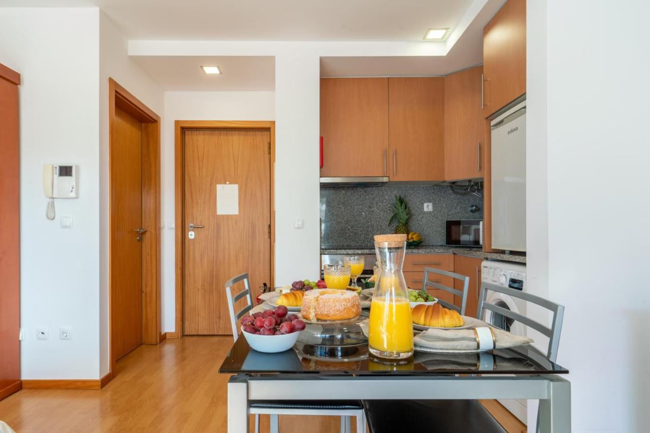 Host Wise - Bright Quiet Flats - Prime Location Apartment Porto Luaran gambar