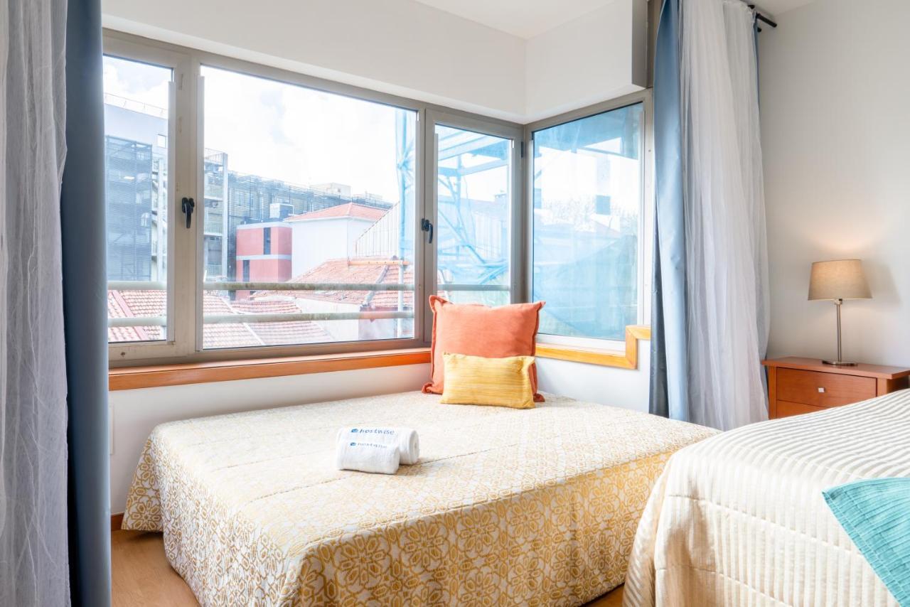 Host Wise - Bright Quiet Flats - Prime Location Apartment Porto Luaran gambar