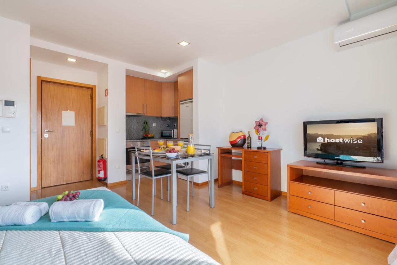 Host Wise - Bright Quiet Flats - Prime Location Apartment Porto Luaran gambar