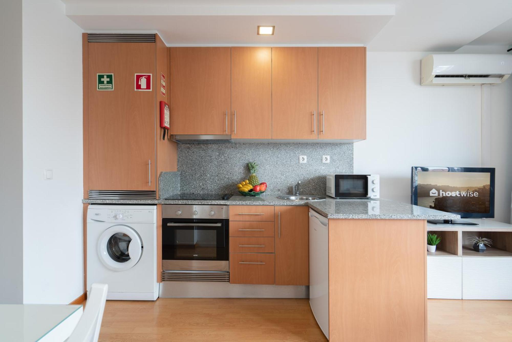 Host Wise - Bright Quiet Flats - Prime Location Apartment Porto Luaran gambar