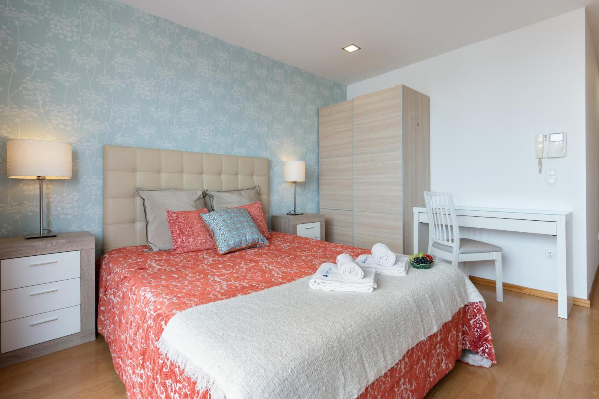 Host Wise - Bright Quiet Flats - Prime Location Apartment Porto Luaran gambar